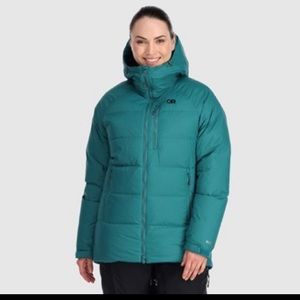Womens Alpine down Puffy, size Medium, 800 DownFill!!
